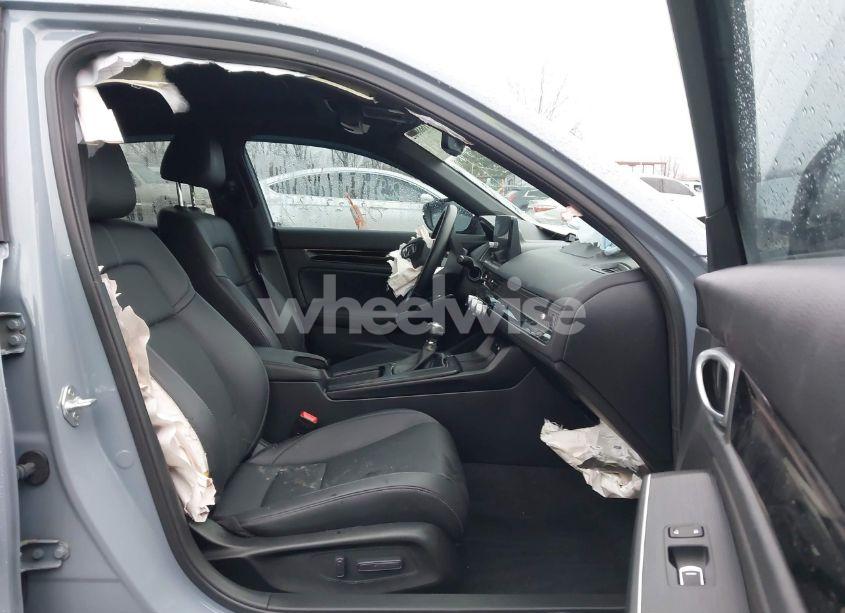 Photo 5 of 2023 Honda Civic SPORT TOURING (VIN 19XFL1G89PE005976)