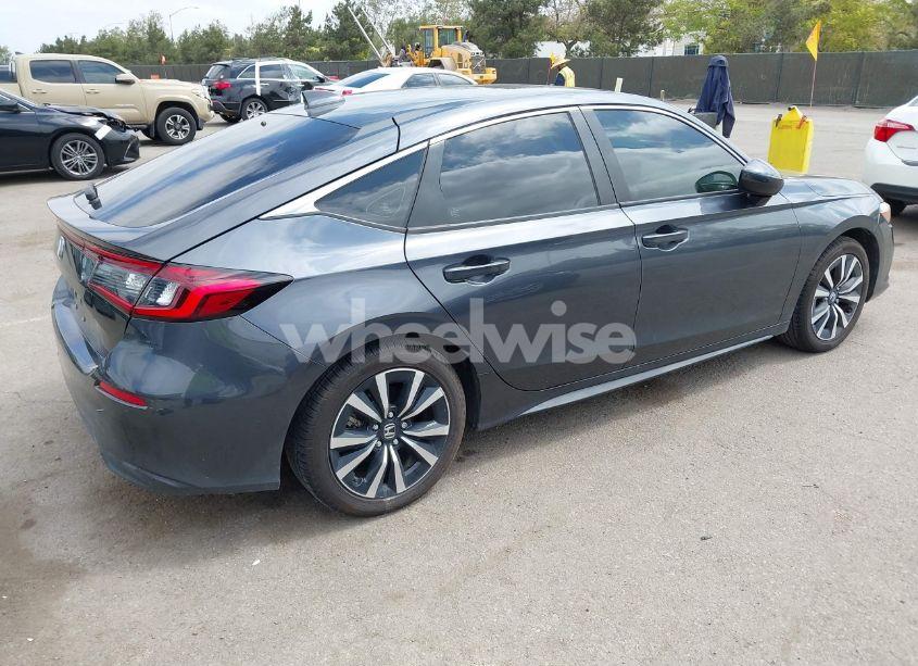 Photo 4 of 2022 Honda Civic EX-L (VIN 19XFL1H70NE003293)