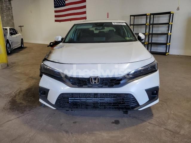 Photo 8 of 2024 HONDA CIVIC EXL (VIN 19XFL1H70RE015479)