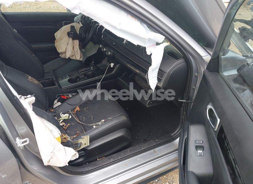 Photo 5 of 2022 Honda Civic EX-L (VIN 19XFL1H71NE003643)