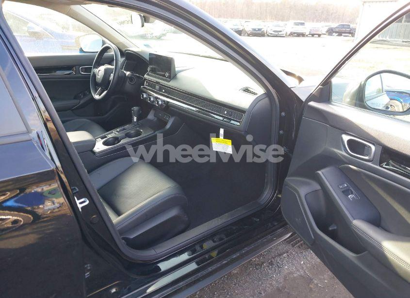 Photo 5 of 2022 Honda Civic EX-L (VIN 19XFL1H71NE024542)