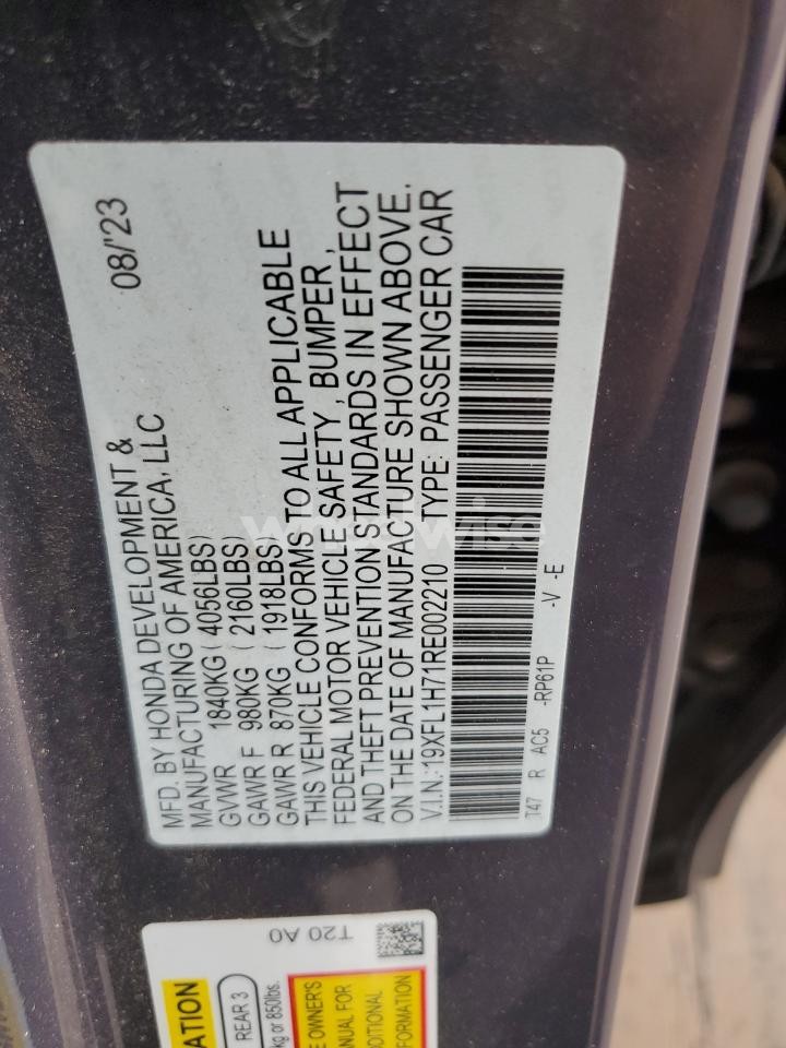 Photo 12 of 2024 HONDA CIVIC EXL (VIN 19XFL1H71RE002210)