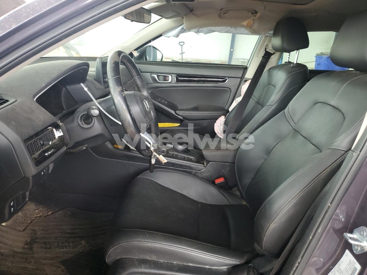 Photo 7 of 2024 HONDA CIVIC EXL (VIN 19XFL1H71RE002210)