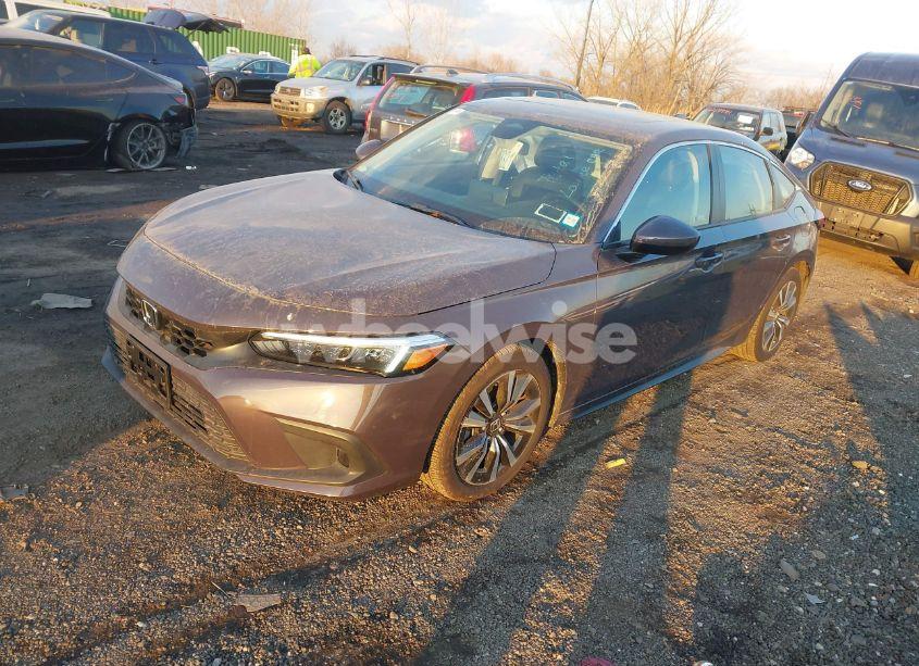 Photo 2 of 2024 Honda Civic EX-L (VIN 19XFL1H71RE004216)