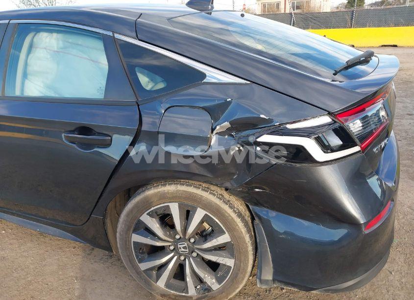 Photo 6 of 2022 Honda Civic EX-L (VIN 19XFL1H72NE019611)