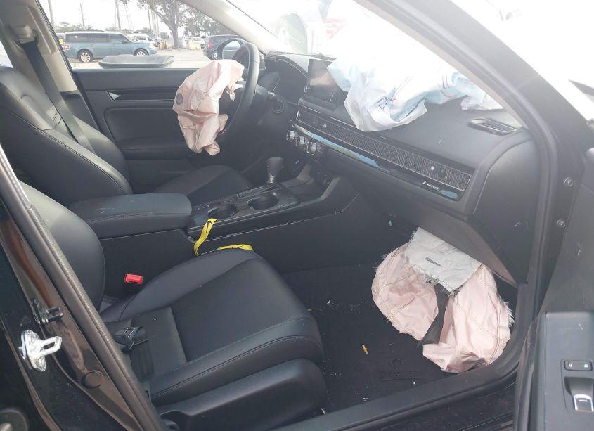 Photo 5 of 2024 Honda Civic EX-L (VIN 19XFL1H72RE031392)