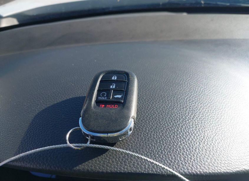 Photo 11 of 2022 Honda Civic EX-L (VIN 19XFL1H73NE005927)