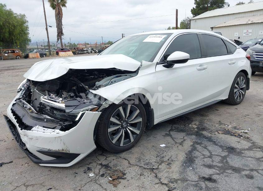 Photo 2 of 2024 Honda Civic EX-L (VIN 19XFL1H73RE003908)