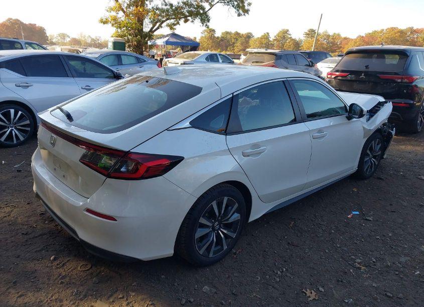 Photo 4 of 2024 Honda Civic EX-L (VIN 19XFL1H73RE016738)