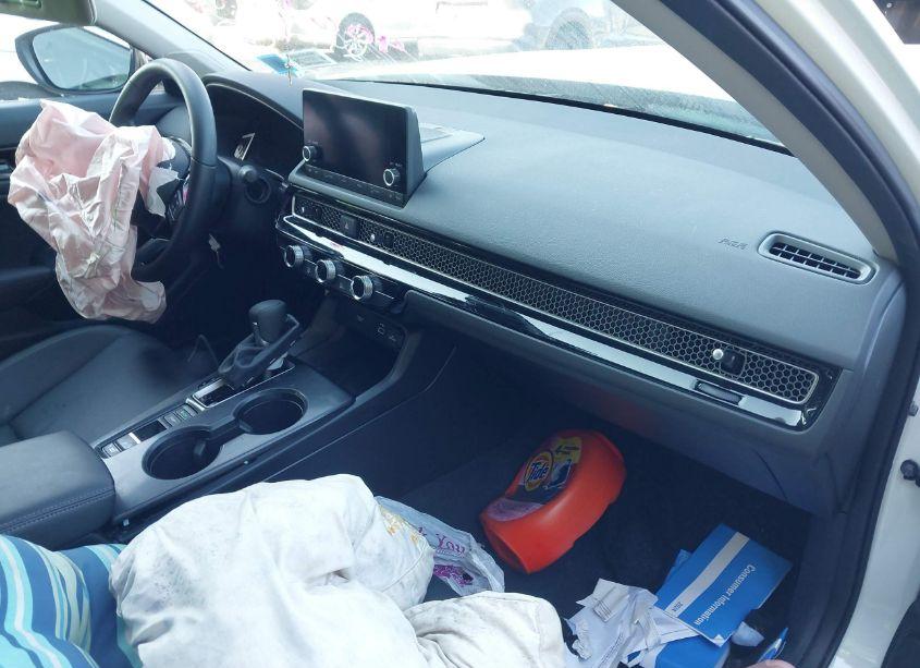 Photo 5 of 2024 Honda Civic EX-L (VIN 19XFL1H73RE016738)