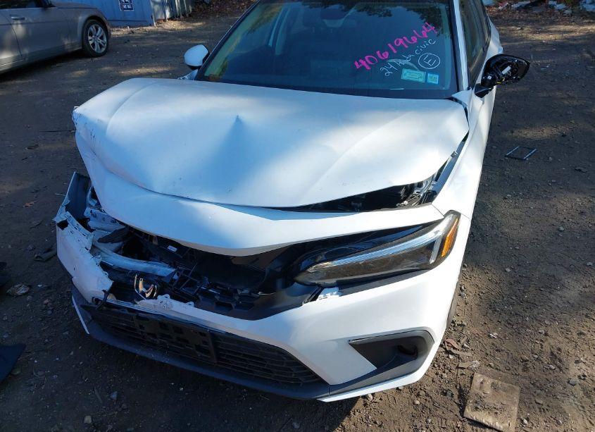 Photo 6 of 2024 Honda Civic EX-L (VIN 19XFL1H73RE016738)