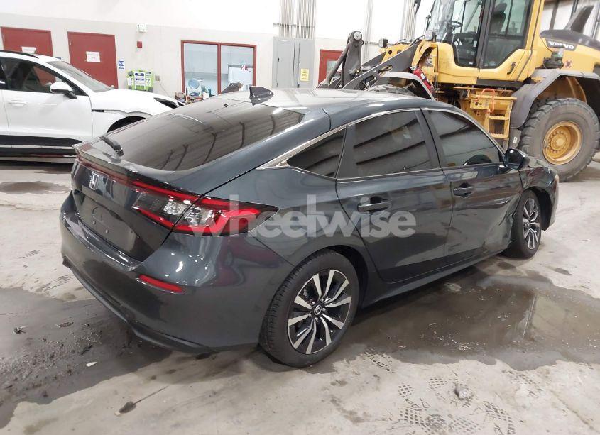 Photo 4 of 2024 Honda Civic EX-L (VIN 19XFL1H73RE031420)