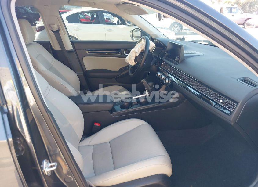 Photo 5 of 2023 Honda Civic EX-L /EX-L W/O BSI (VIN 19XFL1H74PE000903)