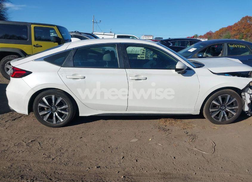 Photo 13 of 2023 Honda Civic EX-L /EX-L W/O BSI (VIN 19XFL1H75PE015183)