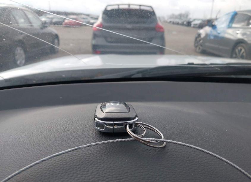 Photo 11 of 2022 Honda Civic EX-L (VIN 19XFL1H76NE001239)