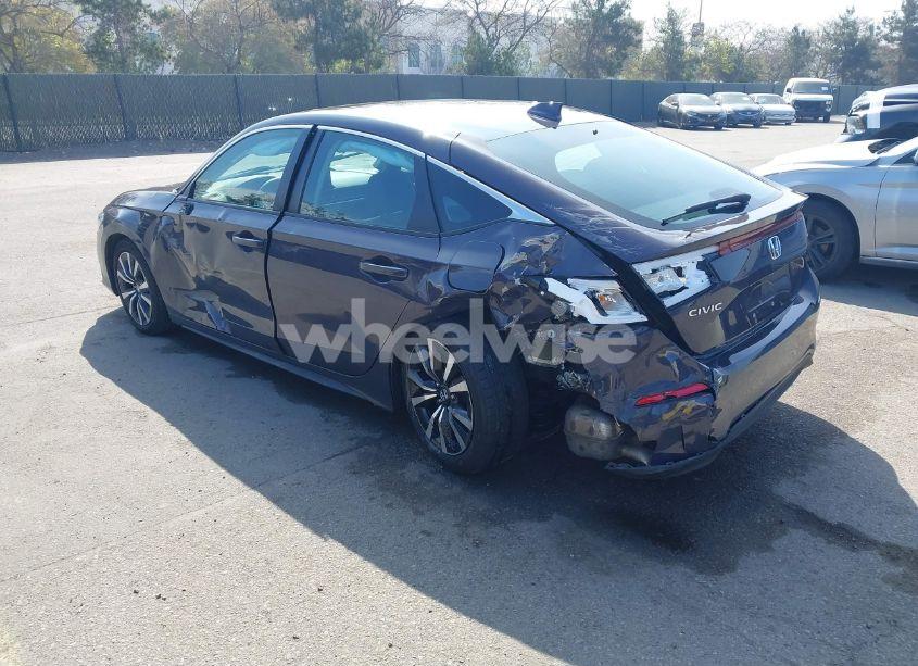 Photo 3 of 2022 Honda Civic EX-L (VIN 19XFL1H76NE020955)