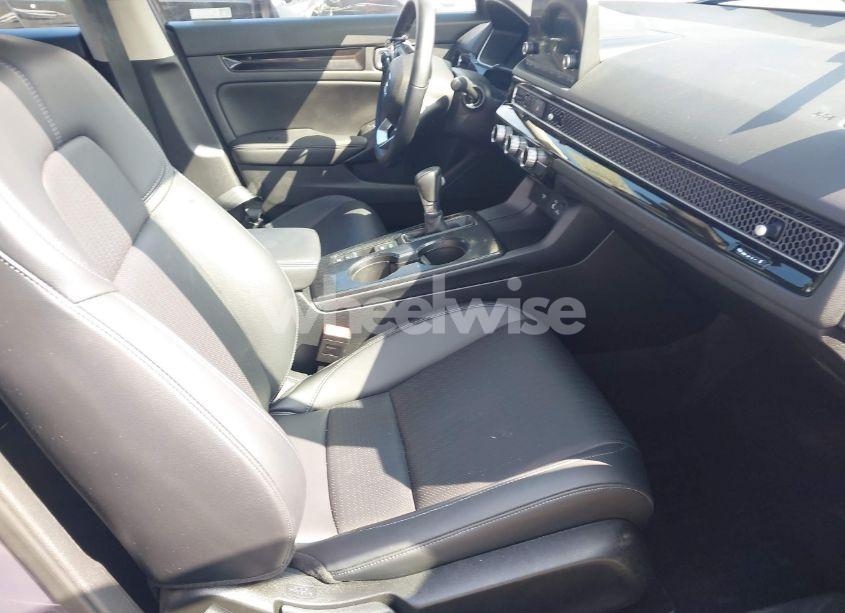 Photo 5 of 2022 Honda Civic EX-L (VIN 19XFL1H76NE020955)