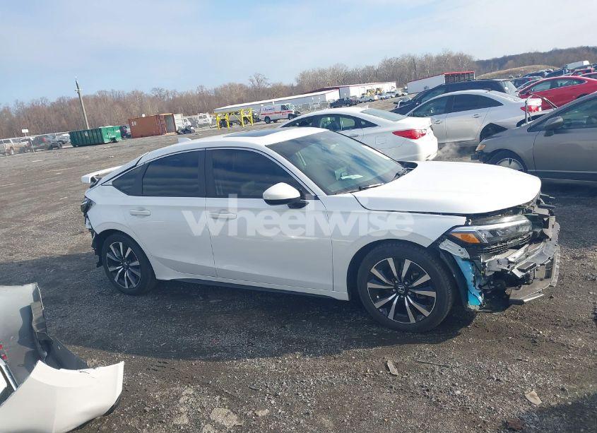 Photo 13 of 2023 Honda Civic EX-L /EX-L W/O BSI (VIN 19XFL1H76PE011692)