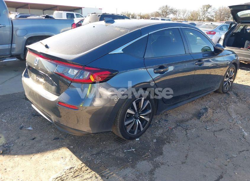 Photo 4 of 2024 Honda Civic EX-L (VIN 19XFL1H76RE001117)