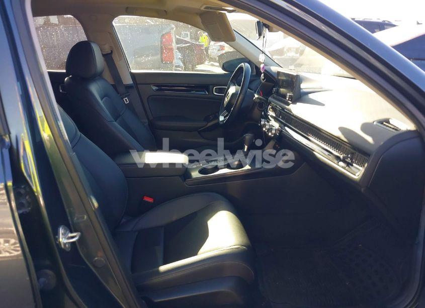 Photo 5 of 2024 Honda Civic EX-L (VIN 19XFL1H76RE001117)