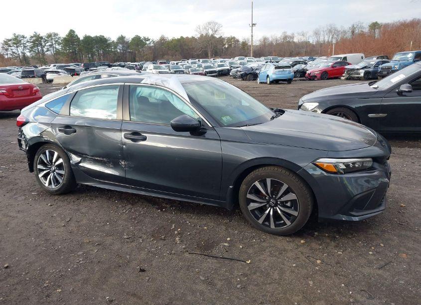 Photo 13 of 2024 Honda Civic EX-L (VIN 19XFL1H76RE020931)