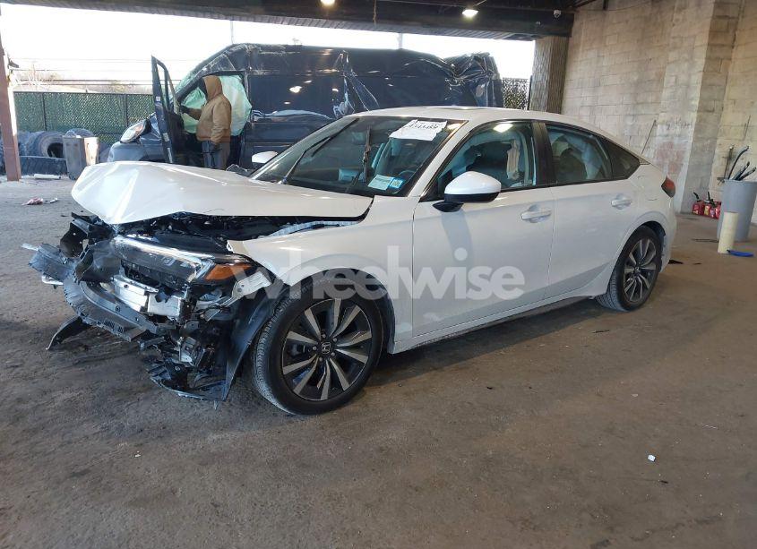 Photo 2 of 2024 Honda Civic EX-L (VIN 19XFL1H77RE004141)