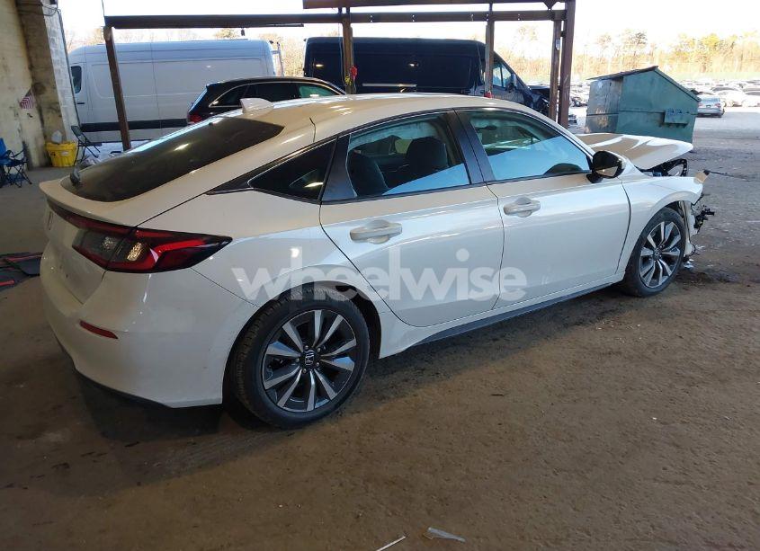 Photo 4 of 2024 Honda Civic EX-L (VIN 19XFL1H77RE004141)