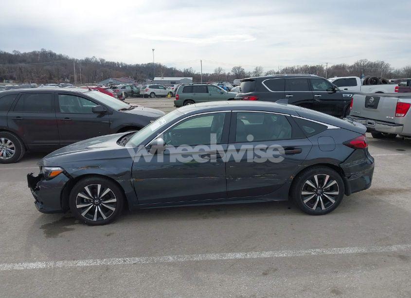 Photo 14 of 2024 Honda Civic EX-L (VIN 19XFL1H77RE032697)