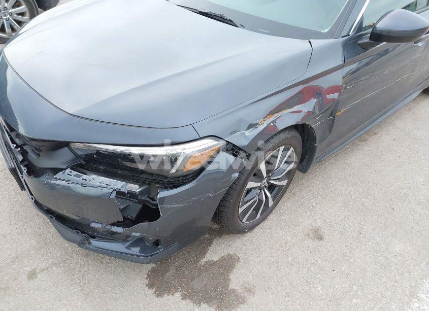 Photo 17 of 2024 Honda Civic EX-L (VIN 19XFL1H77RE032697)