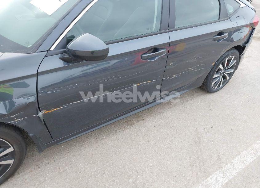 Photo 18 of 2024 Honda Civic EX-L (VIN 19XFL1H77RE032697)