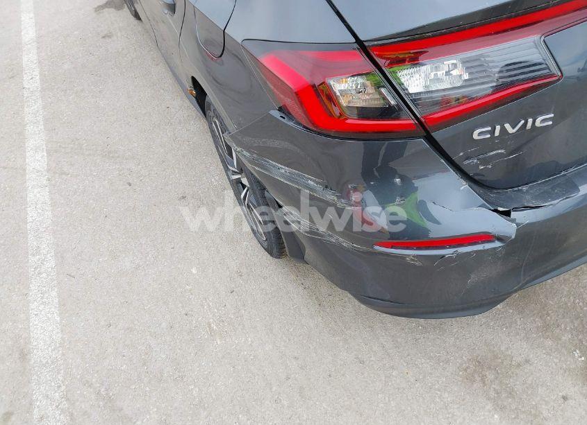 Photo 21 of 2024 Honda Civic EX-L (VIN 19XFL1H77RE032697)