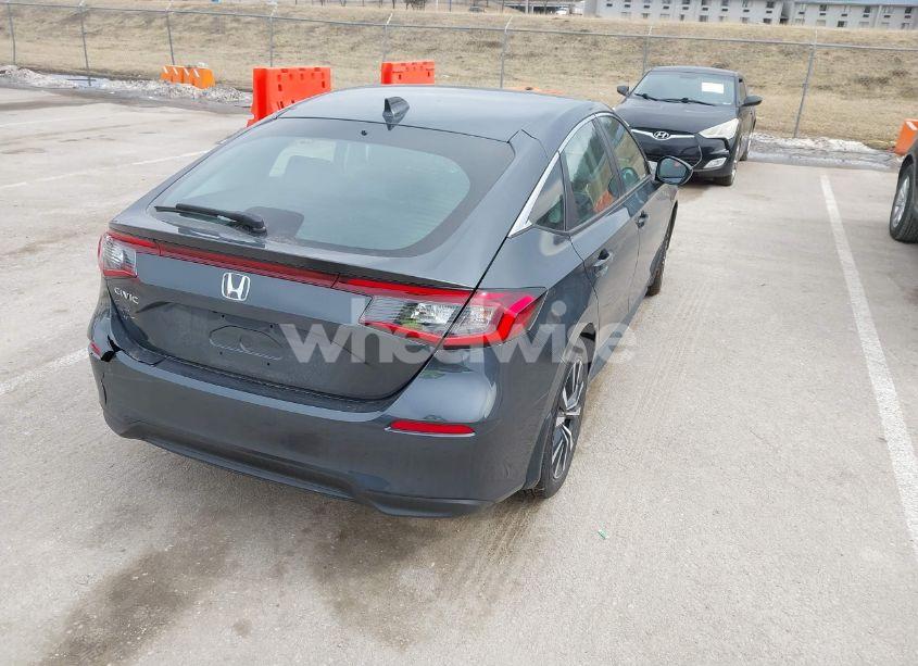 Photo 4 of 2024 Honda Civic EX-L (VIN 19XFL1H77RE032697)