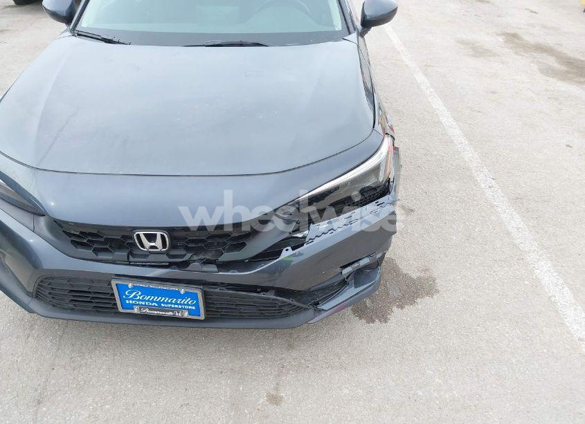Photo 6 of 2024 Honda Civic EX-L (VIN 19XFL1H77RE032697)