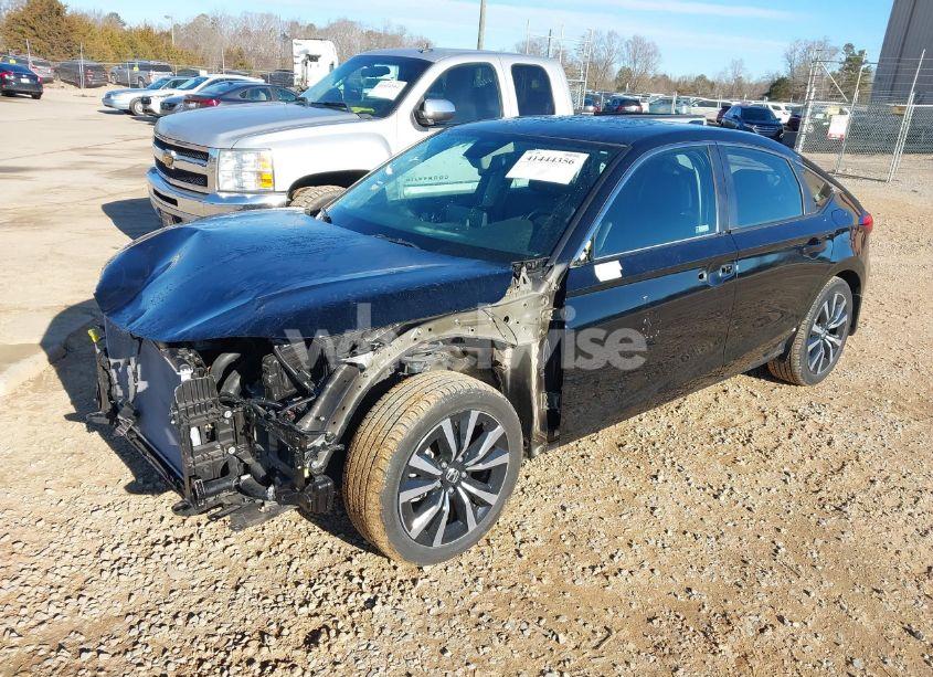 Photo 2 of 2022 Honda Civic EX-L (VIN 19XFL1H78NE020777)