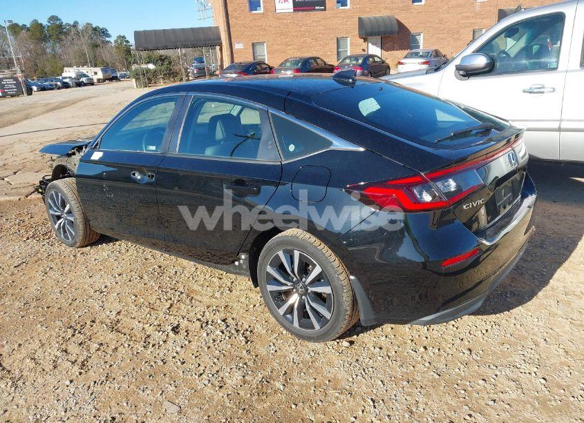 Photo 3 of 2022 Honda Civic EX-L (VIN 19XFL1H78NE020777)