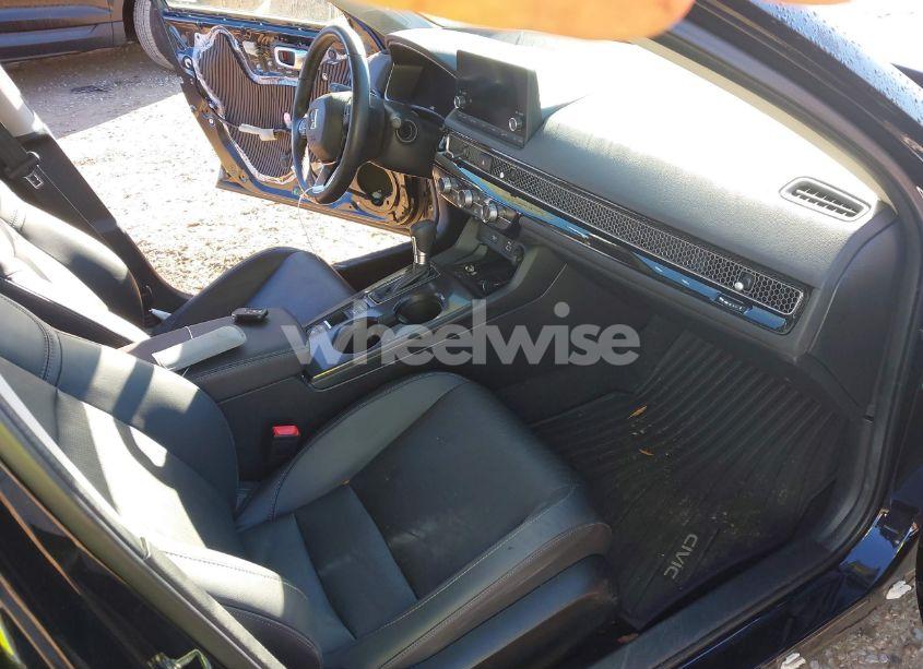 Photo 5 of 2022 Honda Civic EX-L (VIN 19XFL1H78NE020777)