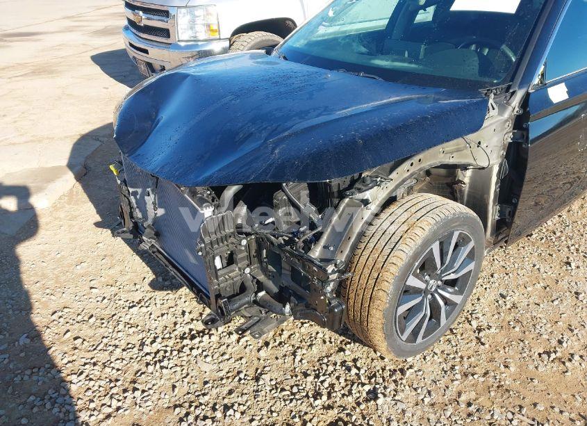 Photo 6 of 2022 Honda Civic EX-L (VIN 19XFL1H78NE020777)