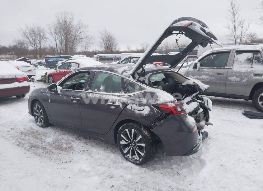 Photo 3 of 2024 Honda Civic EX-L (VIN 19XFL1H78RE027623)