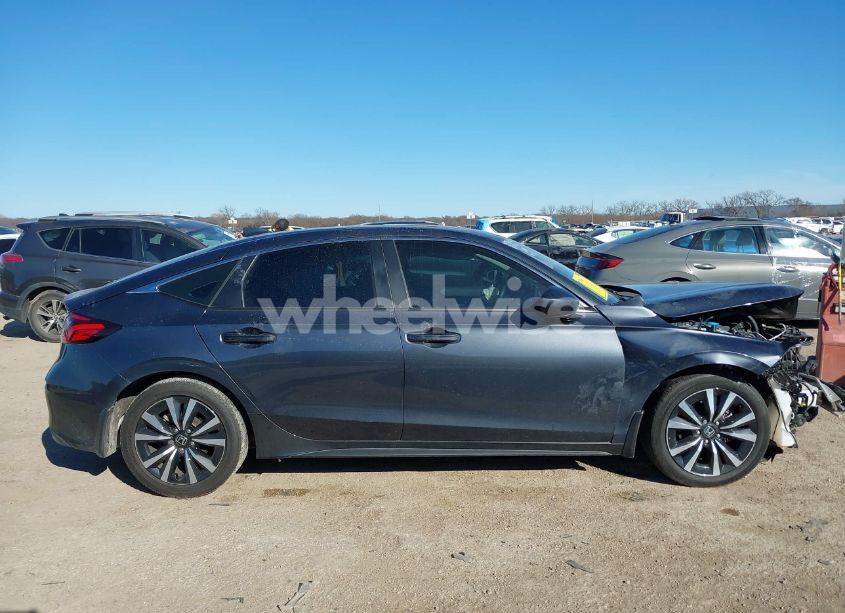 Photo 14 of 2024 Honda Civic EX-L (VIN 19XFL1H79RE002343)