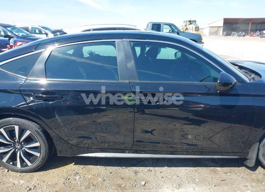 Photo 14 of 2022 Honda Civic EX-L (VIN 19XFL1H7XNE003852)