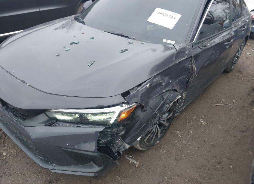 Photo 6 of 2024 Honda Civic EX-L (VIN 19XFL1H7XRE017918)