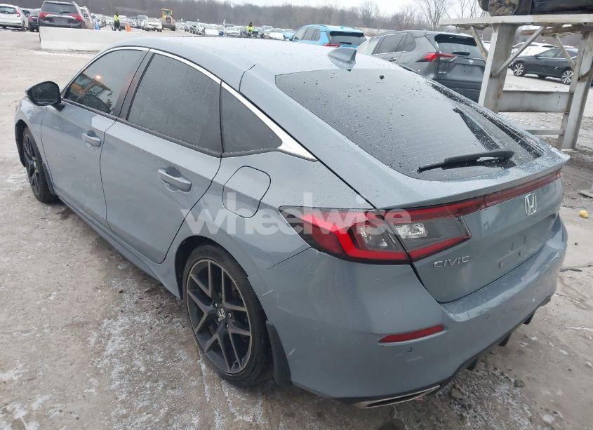 Photo 3 of 2022 Honda Civic SPORT TOURING (VIN 19XFL1H80NE022337)