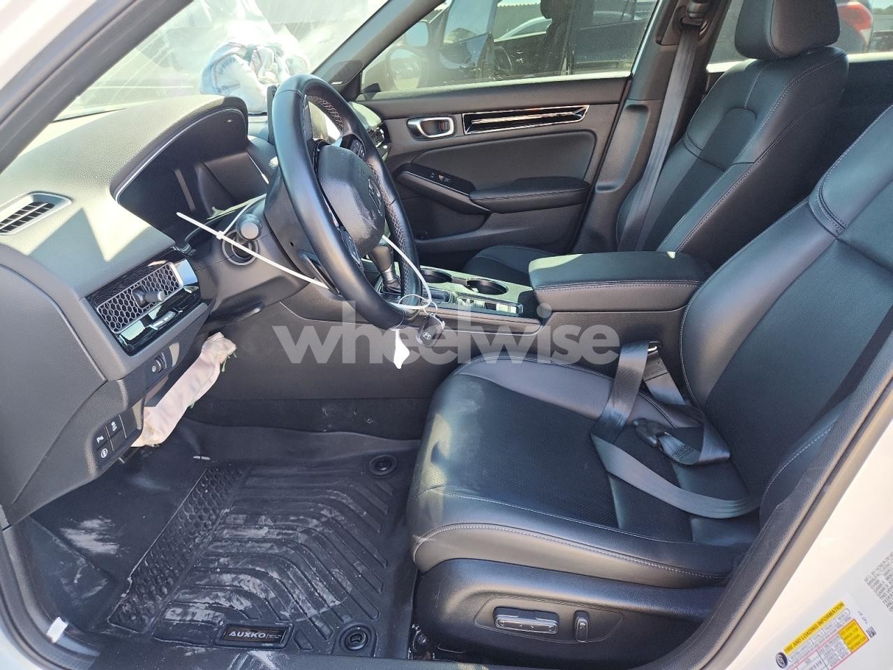 Photo 7 of 2023 HONDA CIVIC SPORT TOURING (VIN 19XFL1H80PE017917)