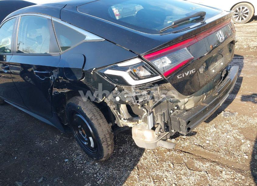 Photo 6 of 2024 Honda Civic SPORT TOURING (VIN 19XFL1H80RE003969)