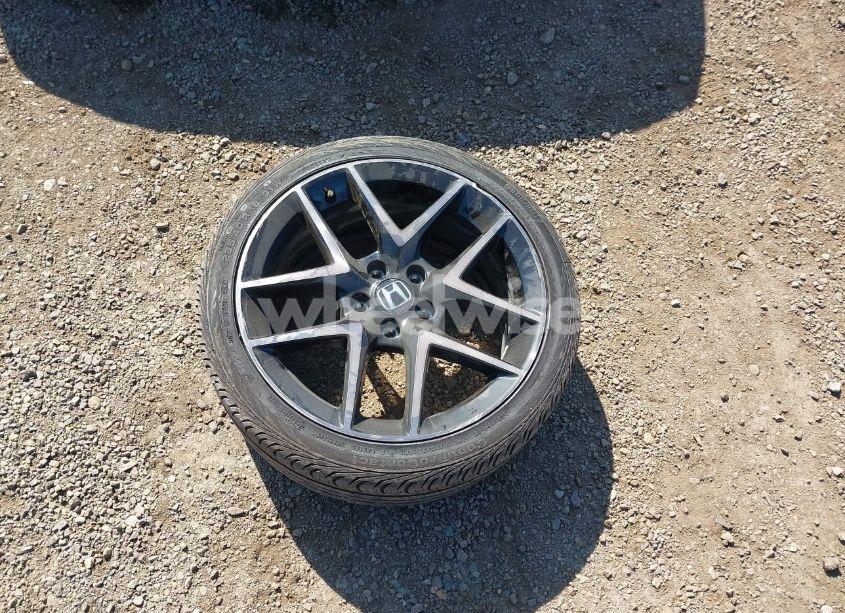 Photo 12 of 2024 Honda Civic SPORT TOURING (VIN 19XFL1H80RE009738)