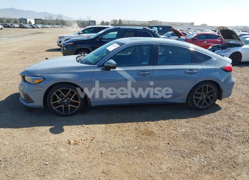 Photo 15 of 2024 Honda Civic SPORT TOURING (VIN 19XFL1H80RE009738)