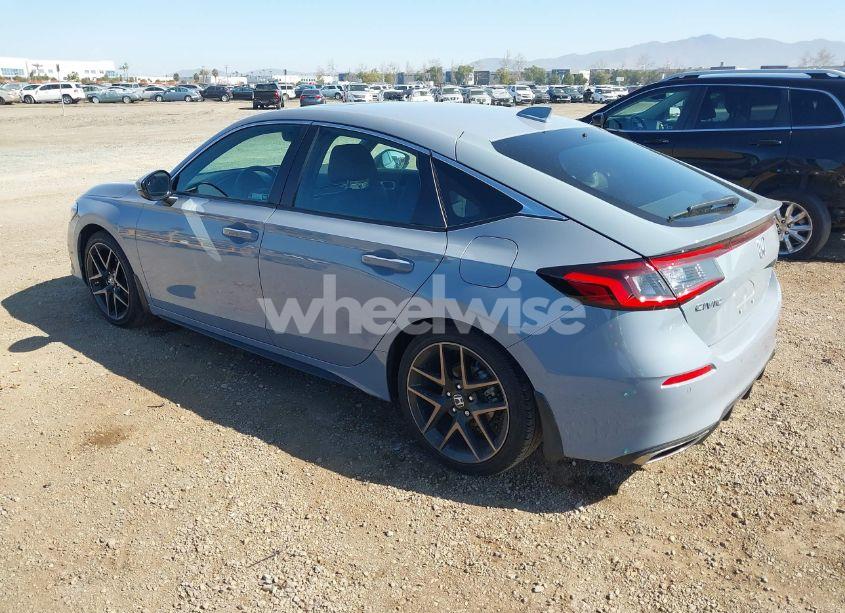 Photo 3 of 2024 Honda Civic SPORT TOURING (VIN 19XFL1H80RE009738)