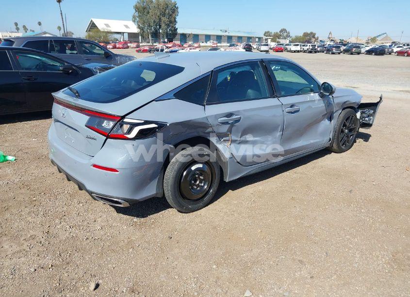 Photo 4 of 2024 Honda Civic SPORT TOURING (VIN 19XFL1H80RE009738)