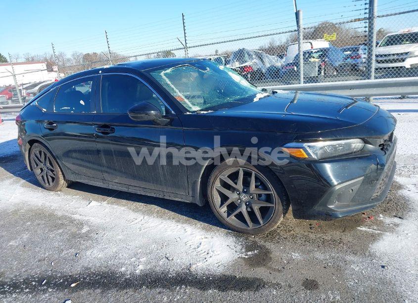 2024 Honda Civic SPORT TOURING (VIN 19XFL1H80RE013742) main photo