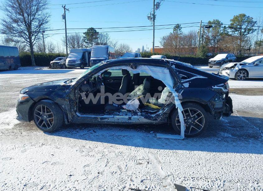 Photo 13 of 2024 Honda Civic SPORT TOURING (VIN 19XFL1H80RE013742)